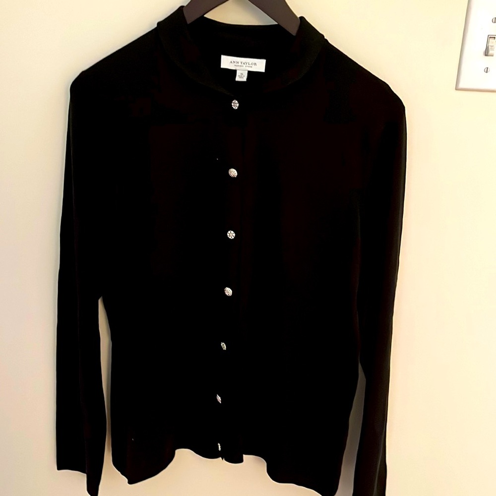 Ann Taylor Factory XL with pretty buttons